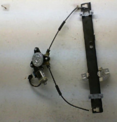 Leve vitre electrique avant droit CHEVROLET MATIZ 2 Photo n°4