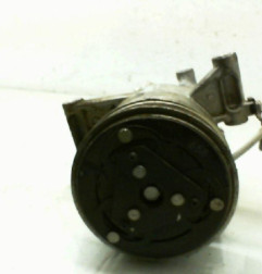 Compresseur clim CITROEN C1 2 Photo n°1