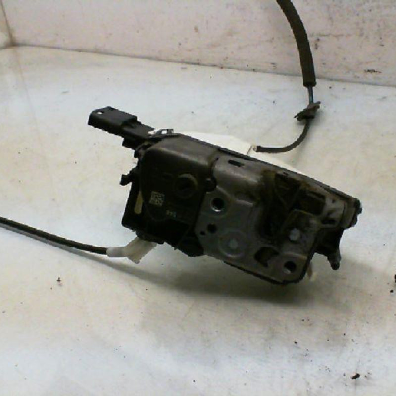 Serrure avant droit CITROEN C3 2