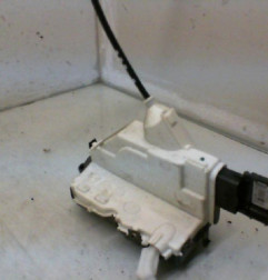 Serrure avant droit CITROEN C3 2