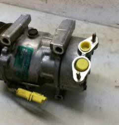 Compresseur clim CITROEN XSARA PICASSO Photo n°3