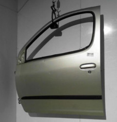 Porte avant gauche TOYOTA YARIS VERSO Photo n°1