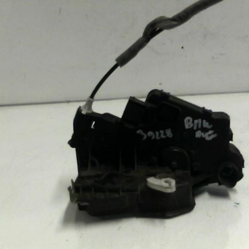 Serrure avant gauche BMW SERIE 3 E46