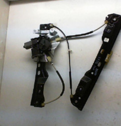 Leve vitre electrique avant droit OPEL ASTRA J Photo n°1