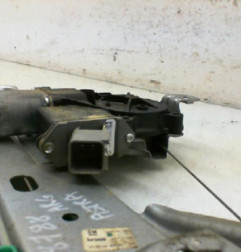 Leve vitre electrique arriere gauche OPEL ASTRA J Photo n°6