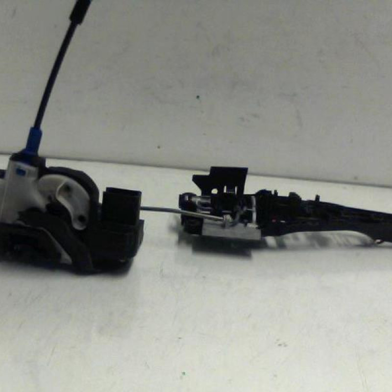 Serrure avant droit OPEL ASTRA J