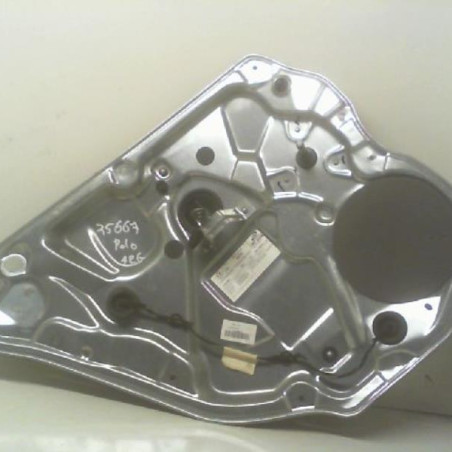 Leve vitre mecanique arriere gauche VOLKSWAGEN POLO 4 Photo n°1