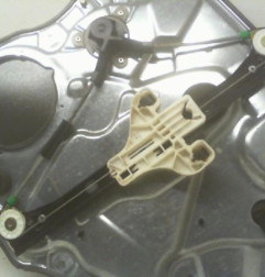 Leve vitre mecanique arriere gauche VOLKSWAGEN POLO 4 Photo n°5