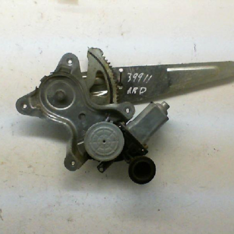 Leve vitre electrique arriere droit TOYOTA RAV4 2