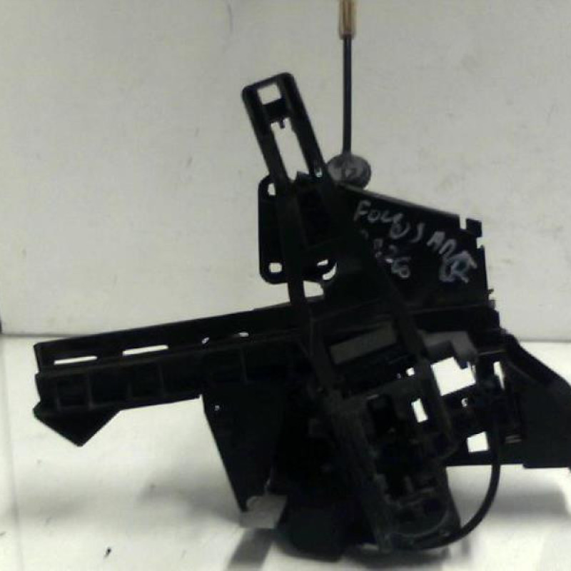 Serrure arriere gauche FORD FOCUS 2