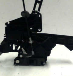 Serrure arriere gauche FORD FOCUS 2