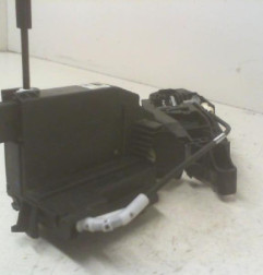 Serrure avant gauche PEUGEOT 308 2 Photo n°1