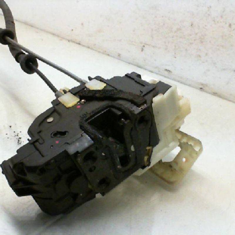 Serrure avant droit HYUNDAI SONATA 5