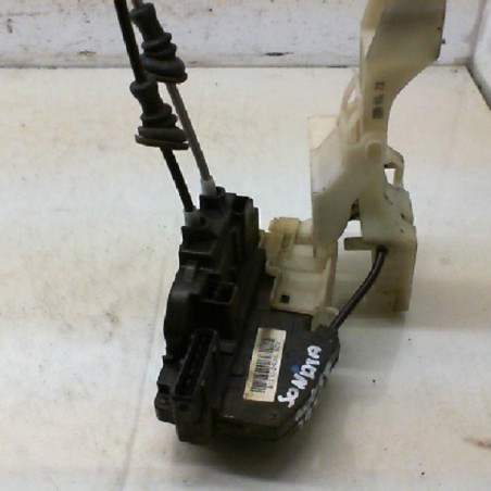 Serrure avant gauche HYUNDAI SONATA 5