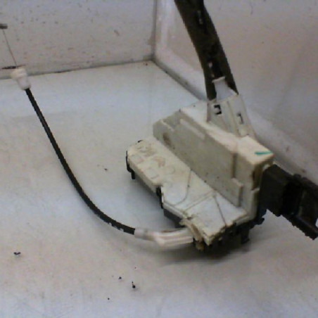 Serrure avant droit PEUGEOT 308 1 Photo n°1