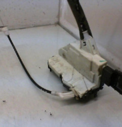 Serrure avant droit PEUGEOT 308 1 Photo n°5