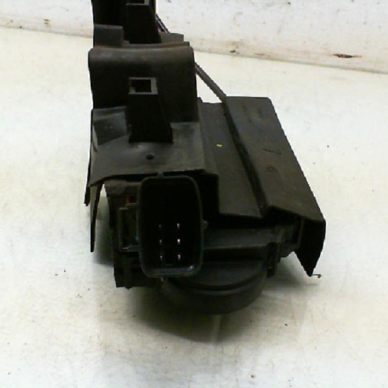 Serrure avant gauche FIAT IDEA