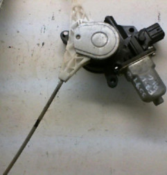 Leve vitre electrique arriere gauche HONDA FR-V Photo n°5