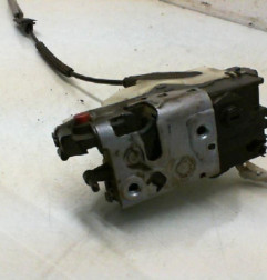 Serrure arriere gauche PEUGEOT 208 1