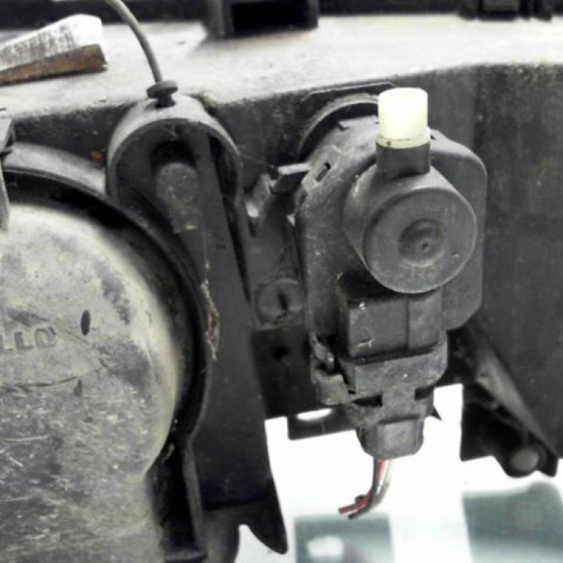 Optique avant principal droit (feux)(phare) OPEL MOVANO A