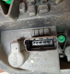 Feu arriere principal droit (feux) RENAULT CLIO 3 Photo n°3