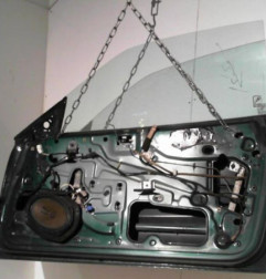 Porte avant droit CHRYSLER STRATUS Photo n°1