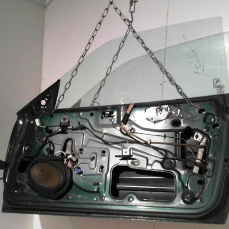 Porte avant droit CHRYSLER STRATUS