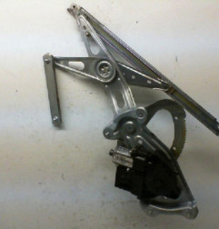 Leve vitre electrique arriere gauche RENAULT SCENIC 3 Photo n°1