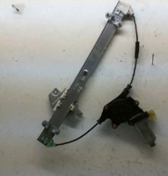 Leve vitre electrique avant gauche KIA RIO 2