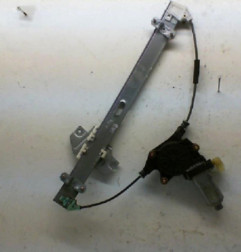 Leve vitre electrique avant gauche KIA RIO 2 Photo n°4