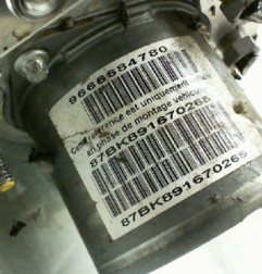 Bloc ABS (freins anti-blocage) PEUGEOT 3008 1 Photo n°3