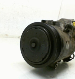 Compresseur clim VOLKSWAGEN POLO 4 Photo n°5