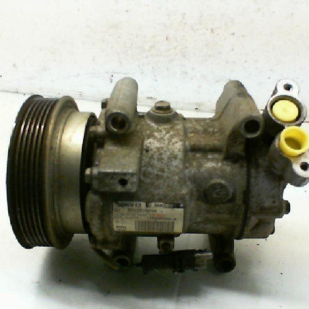 Compresseur clim MERCEDES CITAN 1 415 Photo n°1