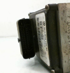 Bloc ABS (freins anti-blocage) VOLKSWAGEN PASSAT 5 Photo n°5