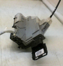 Serrure arriere droit PEUGEOT 3008 1