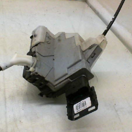 Serrure arriere droit PEUGEOT 3008 1