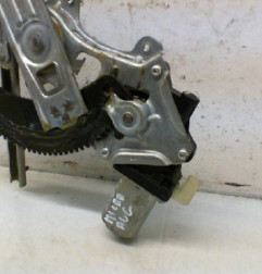 Leve vitre electrique avant gauche NISSAN MICRA 4