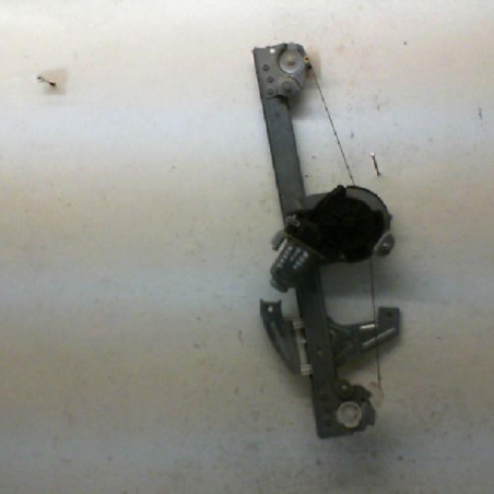 Leve vitre electrique avant gauche TOYOTA AYGO 1