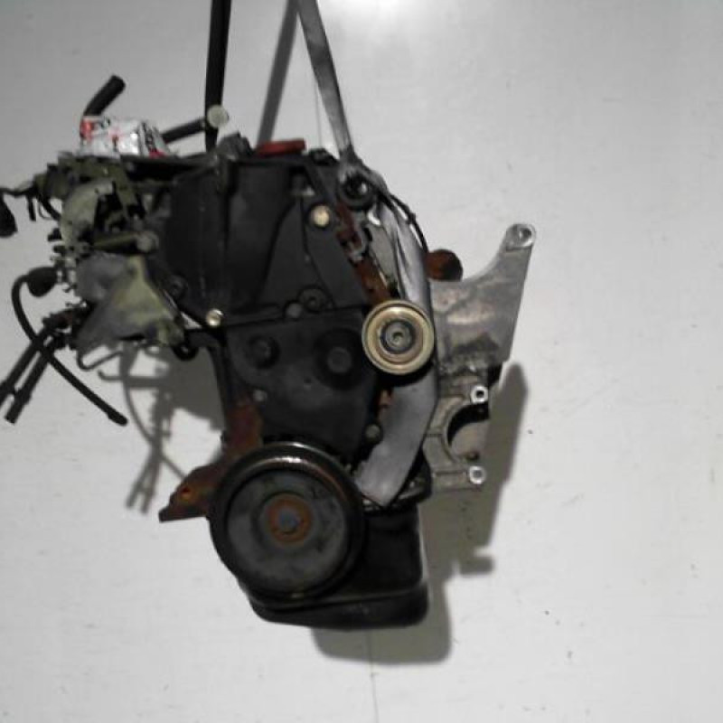 Moteur RENAULT CLIO 1