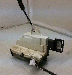 Serrure avant droit CITROEN C5 2 Photo n°3