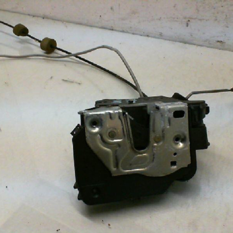 Serrure avant droit MERCEDES CLASSE C 203 COUPE SPORT