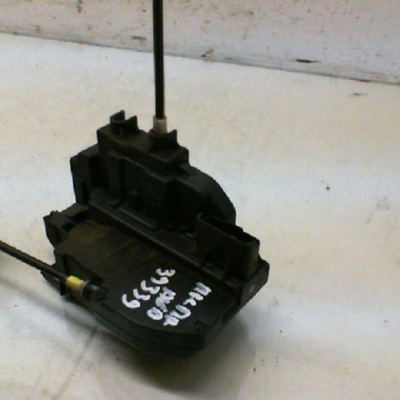 Serrure avant droit NISSAN MICRA 3