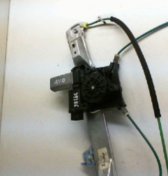 Leve vitre electrique avant droit OPEL CORSA D
