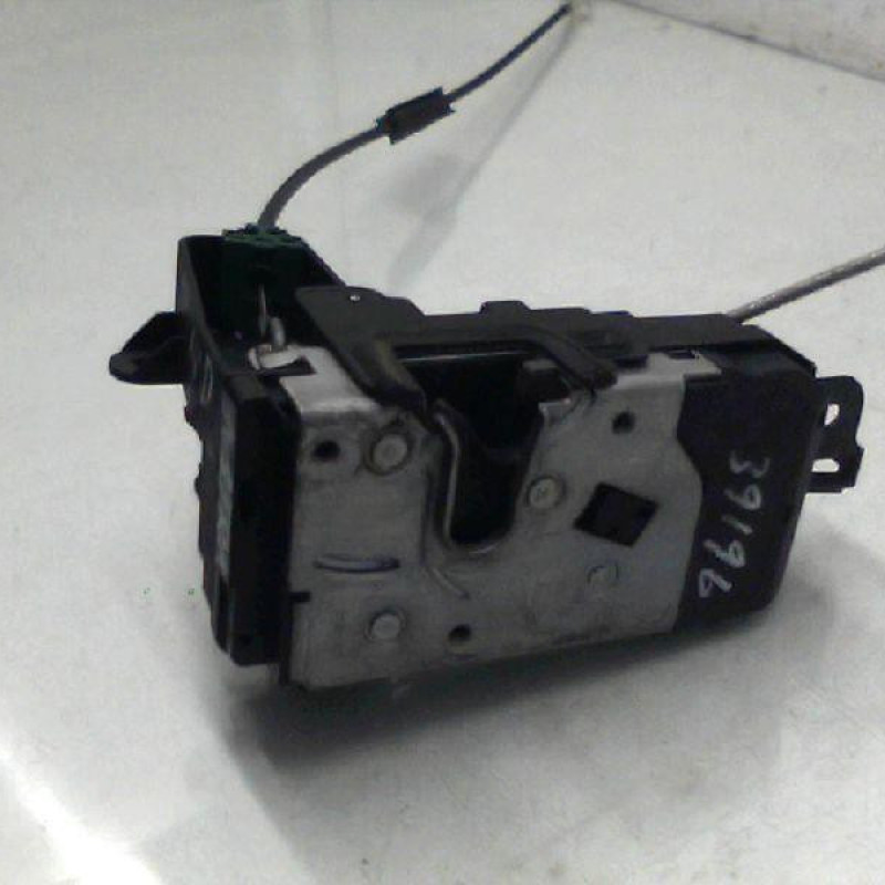 Serrure avant droit OPEL ASTRA H