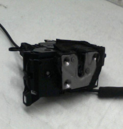 Serrure avant droit RENAULT CLIO 4