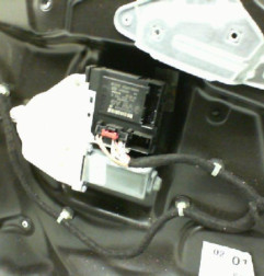 Leve vitre electrique avant droit VOLKSWAGEN PASSAT 5 Photo n°3