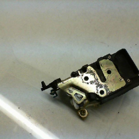Serrure arriere droit DAEWOO NUBIRA 2