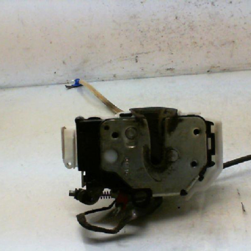 Serrure avant droit CITROEN NEMO