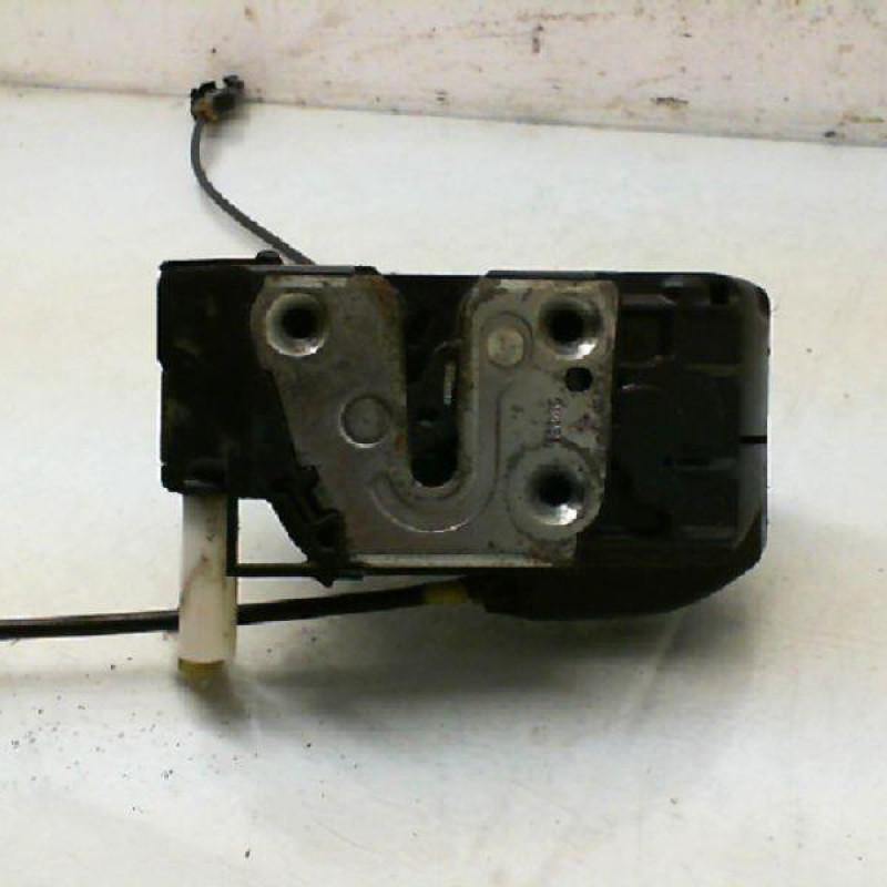 Serrure avant gauche NISSAN MICRA 3