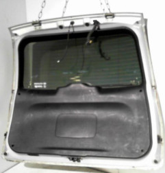 Malle/Hayon arriere HYUNDAI MATRIX Photo n°6